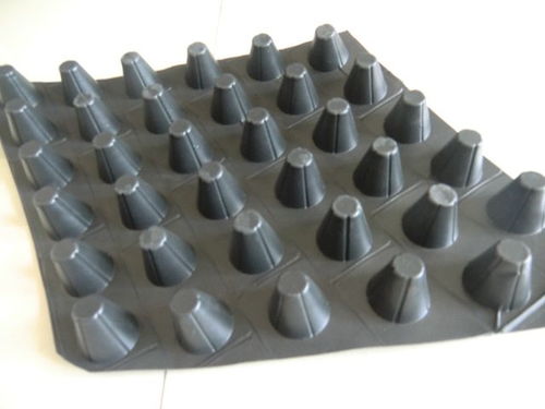 大同疏水板報(bào)價(jià) 蜂窩型塑料保水排水格片與格室批發(fā)全解析